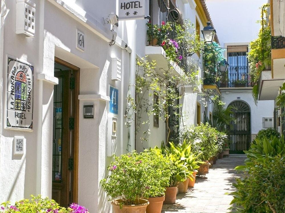 La Morada Mas Hermosa Hotel Marbella Bagian luar foto